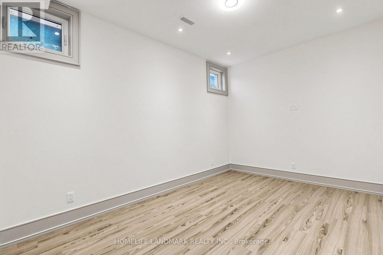 1 Tuscay Court, Markham, ON - Indoor Photo Showing Other Room