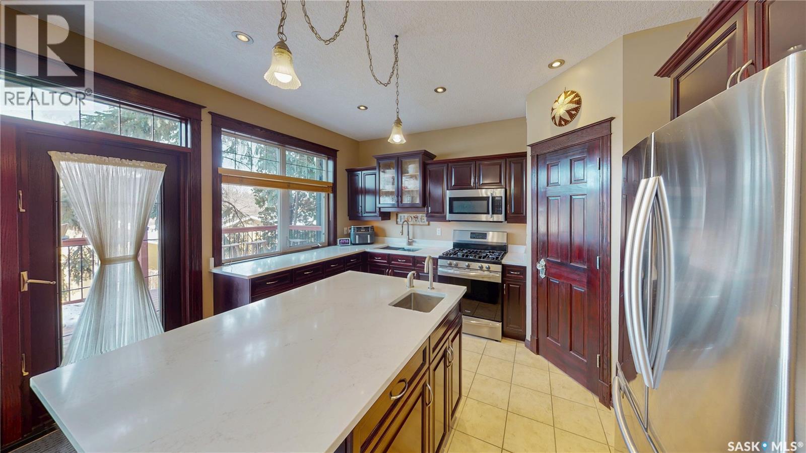 2830 Regina Avenue, Regina, SK - Indoor Photo Showing Kitchen