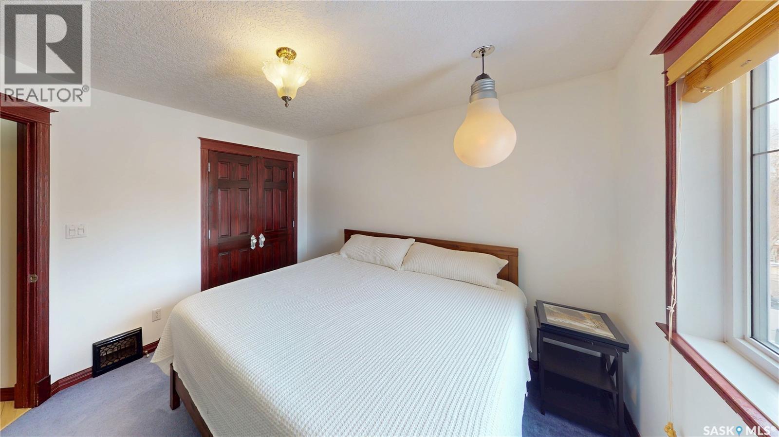 2830 Regina Avenue, Regina, SK - Indoor Photo Showing Bedroom