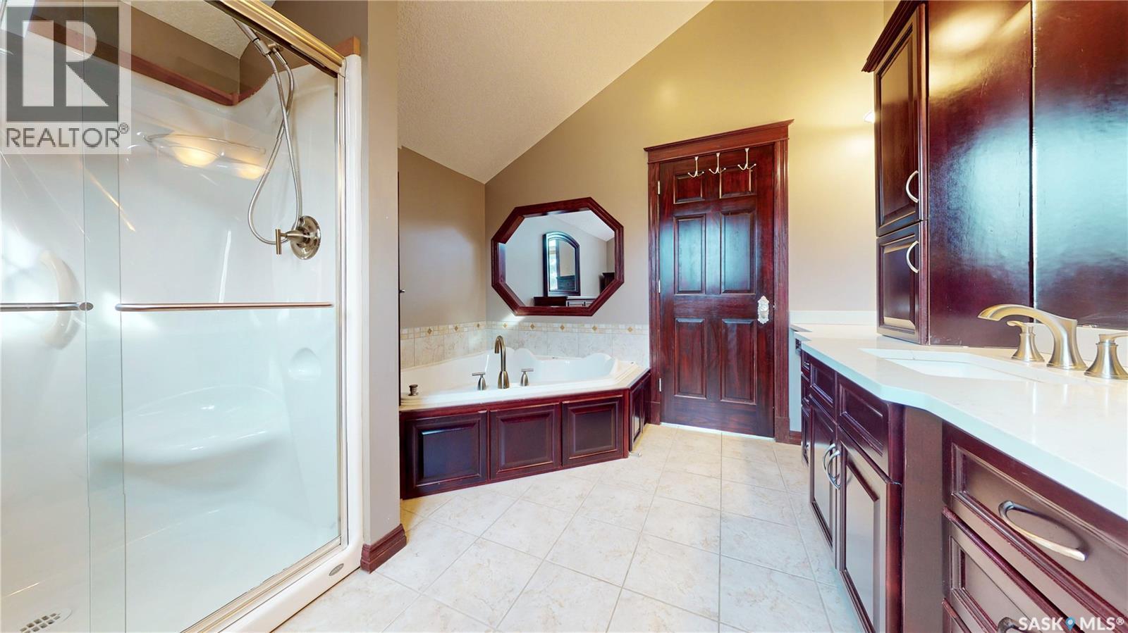 2830 Regina Avenue, Regina, SK - Indoor Photo Showing Bathroom