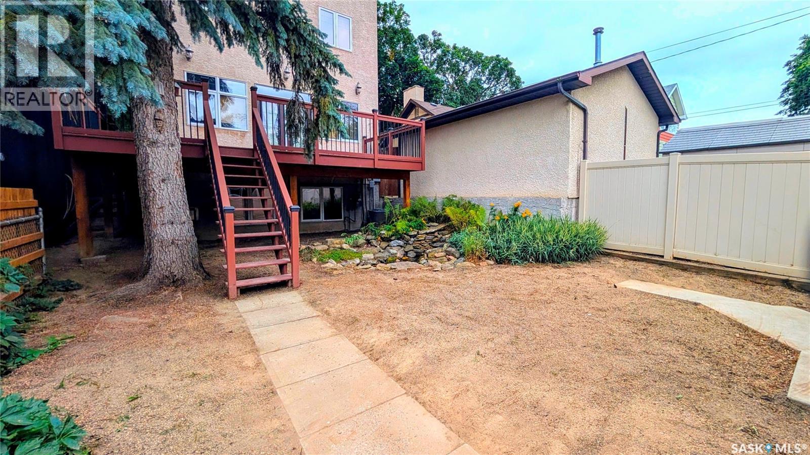 2830 Regina Avenue, Regina, SK - Outdoor With Exterior