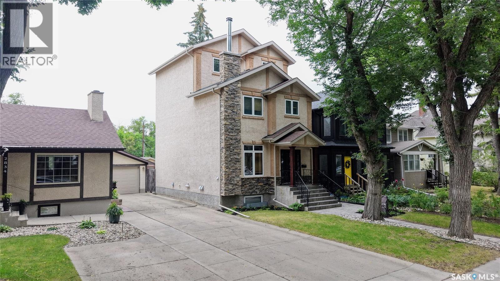 2830 Regina Avenue, Regina, SK - Outdoor With Facade
