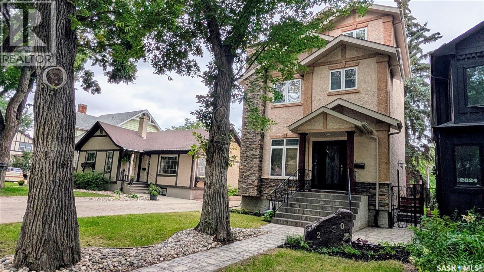 2830 Regina Avenue, Regina, SK - Outdoor With Facade