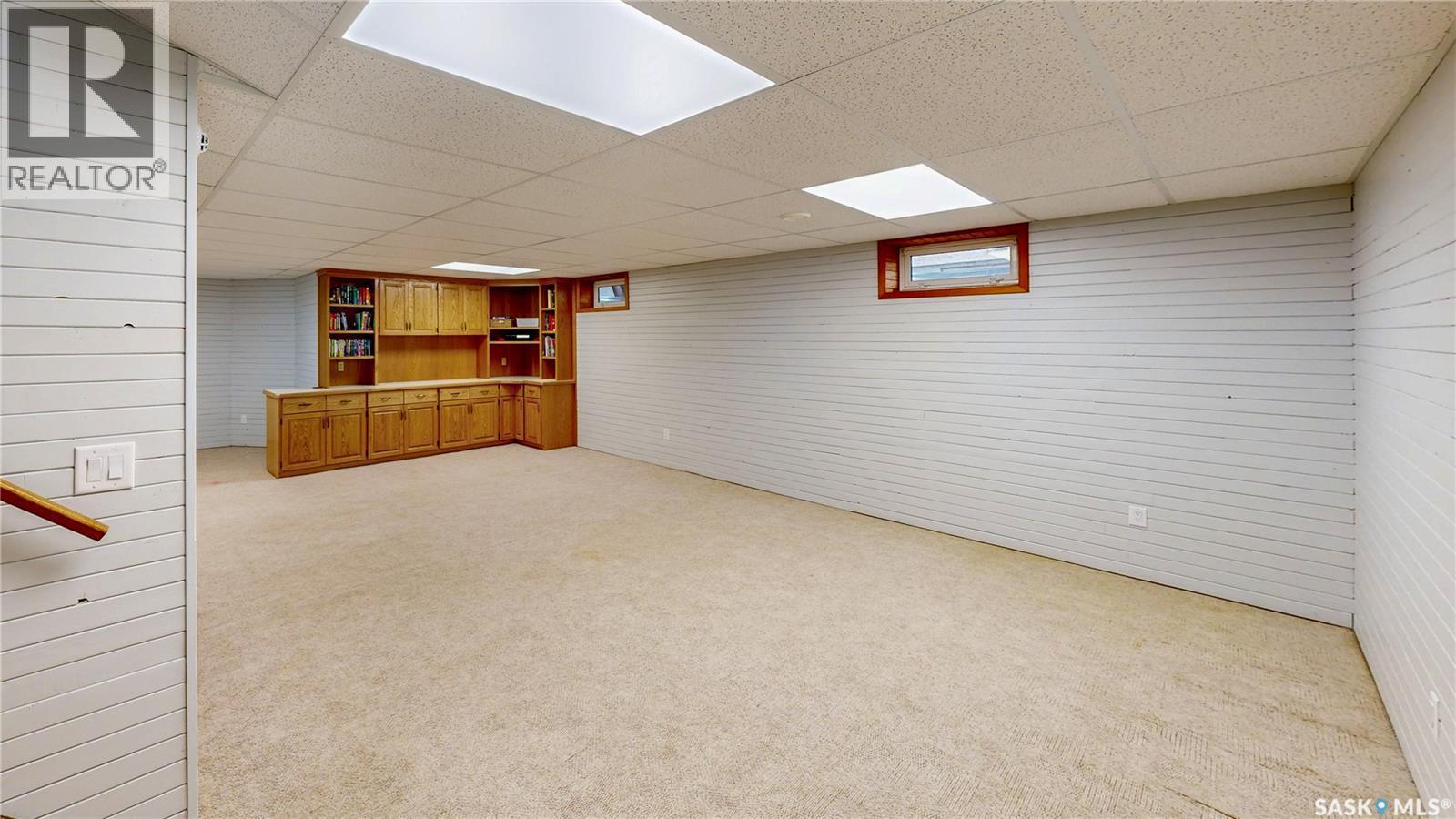 7551 Butler Bay, Regina, SK - Indoor Photo Showing Basement