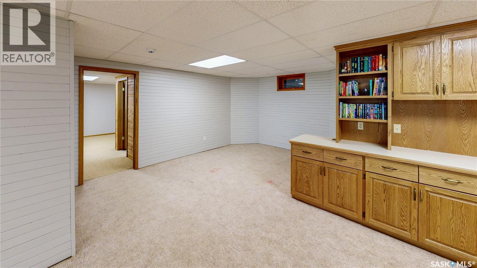 7551 Butler Bay, Regina, SK - Indoor Photo Showing Basement