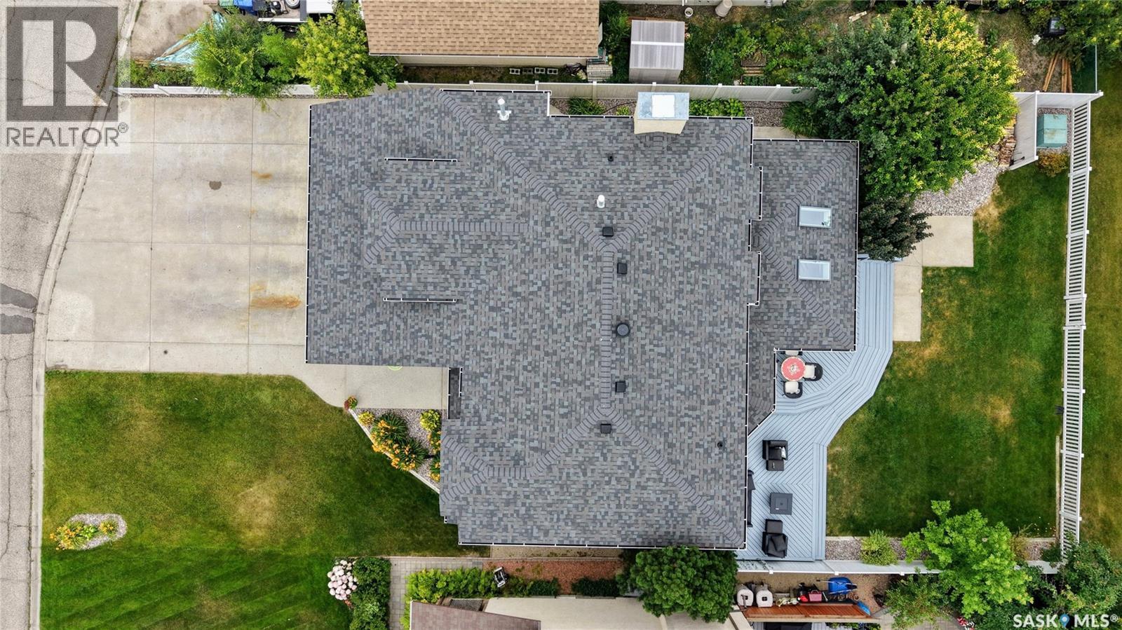 7551 Butler Bay, Regina, SK - Outdoor
