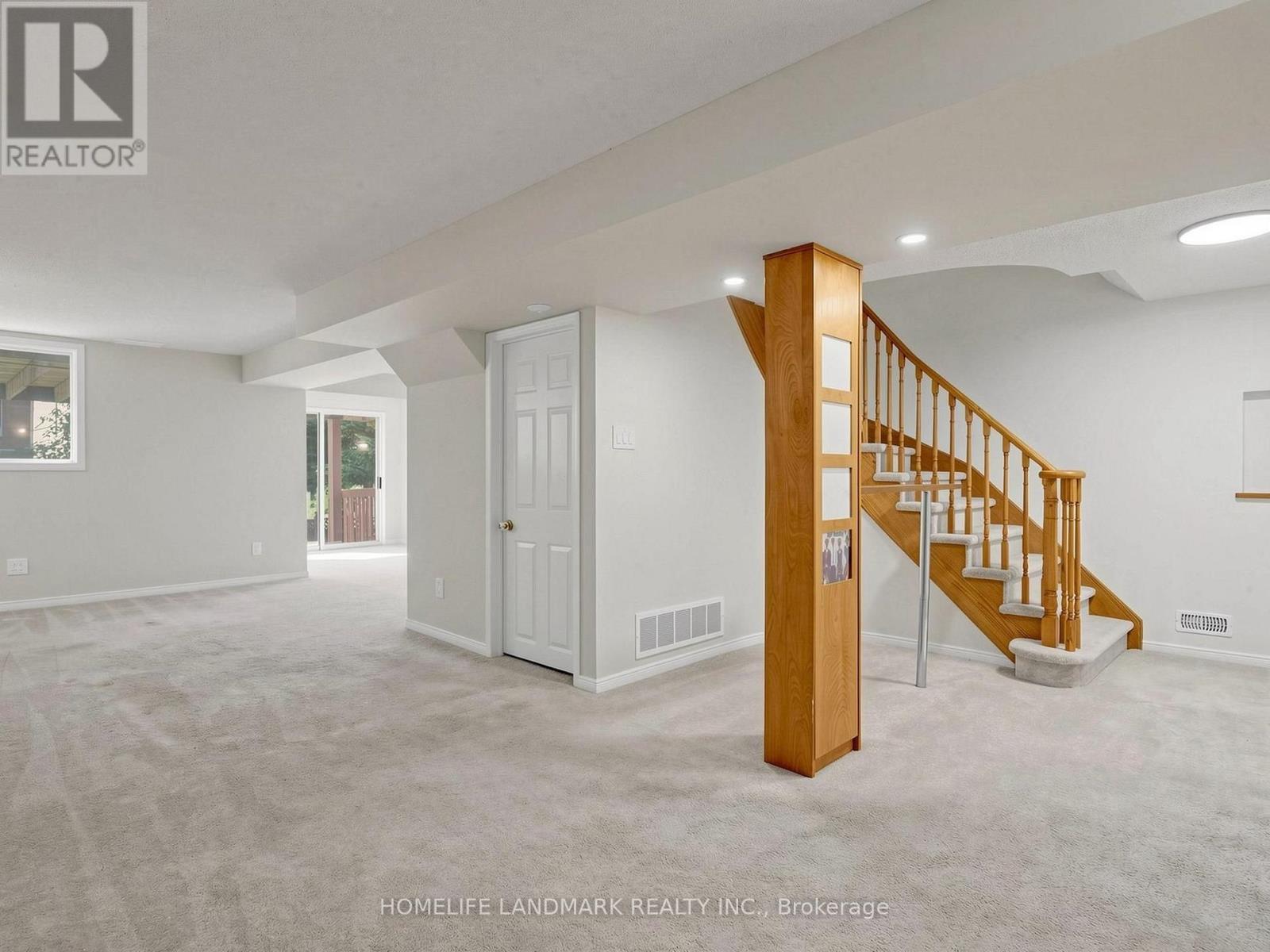 60 Ingleborough Court, Markham, ON - Indoor Photo Showing Other Room