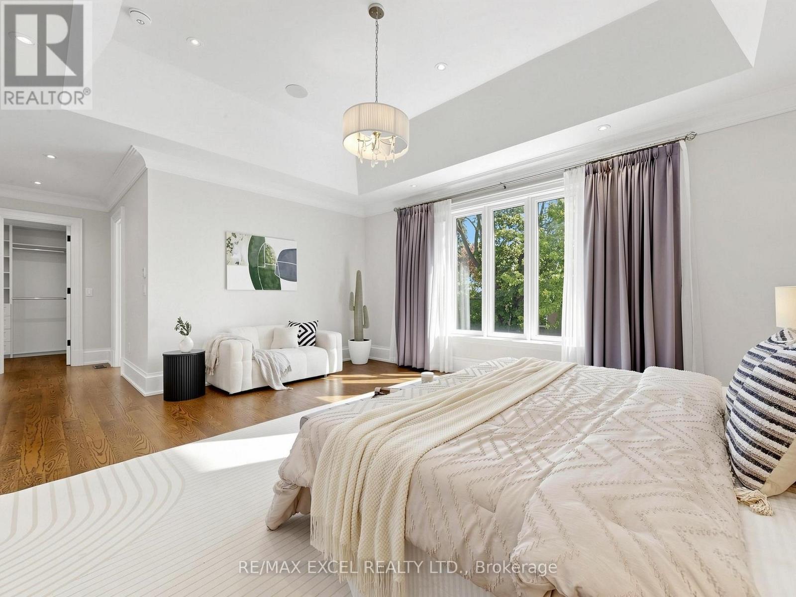 64 Summerfeldt Crescent, Markham, ON - Indoor Photo Showing Bedroom