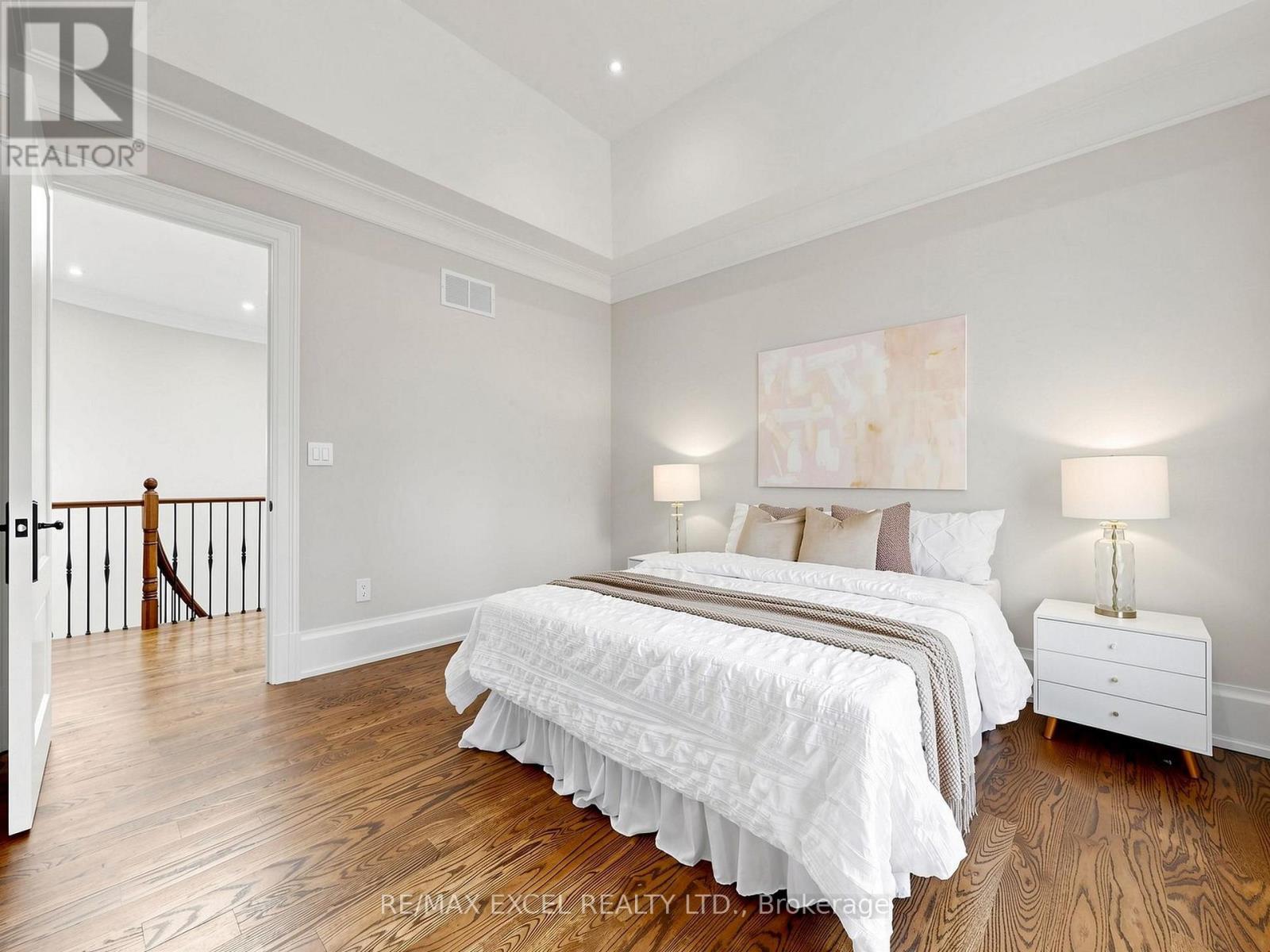 64 Summerfeldt Crescent, Markham, ON - Indoor Photo Showing Bedroom
