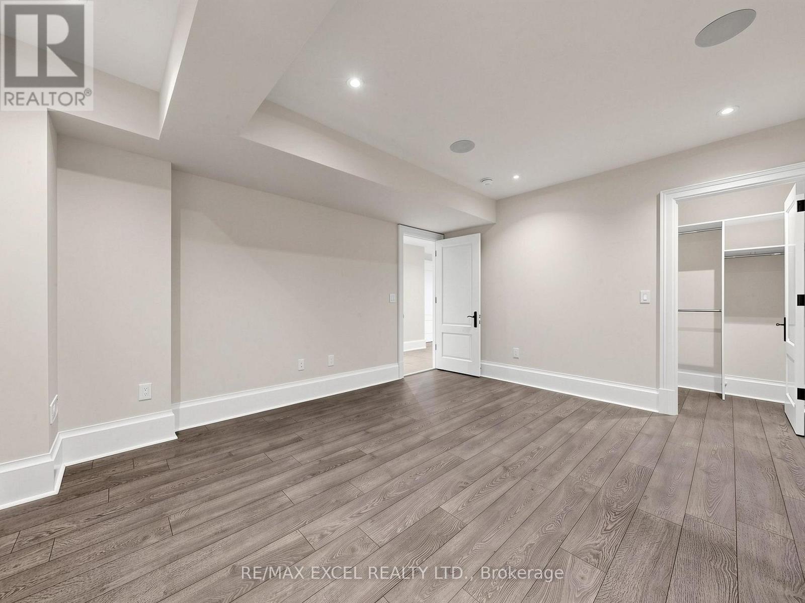 64 Summerfeldt Crescent, Markham, ON - Indoor Photo Showing Other Room