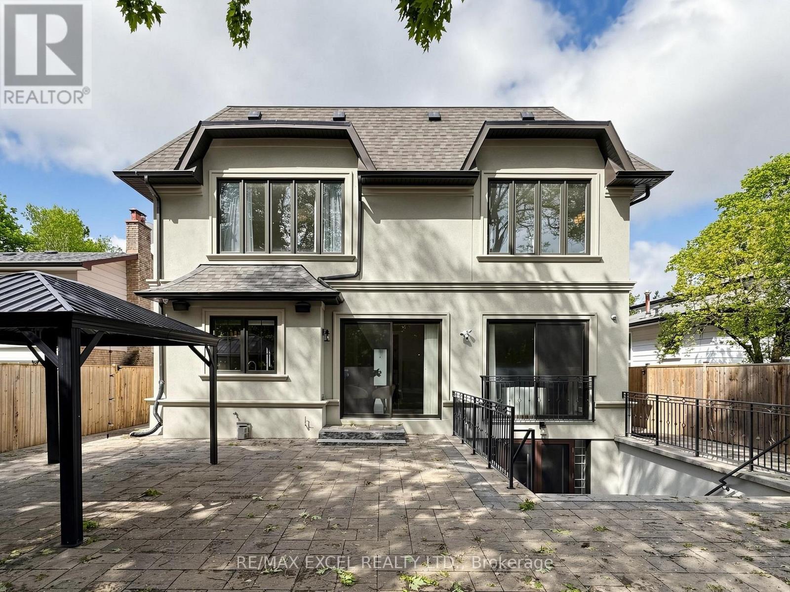 64 Summerfeldt Crescent, Markham, ON - Outdoor