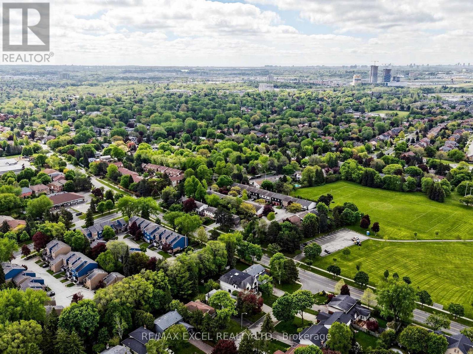 64 Summerfeldt Crescent, Markham, ON - Outdoor With View