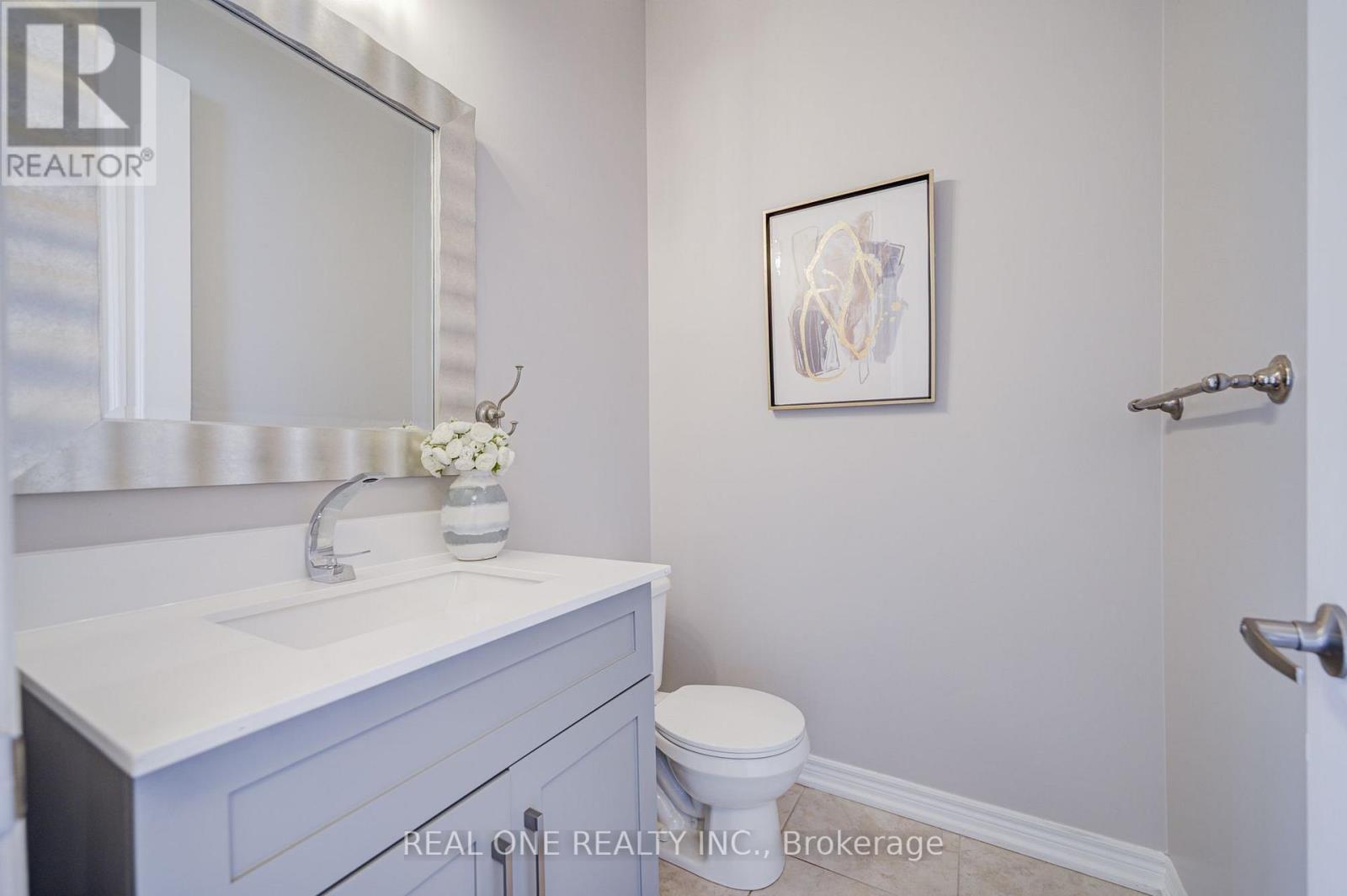 66 Wozniak Crescent, Markham, ON - Indoor Photo Showing Bathroom