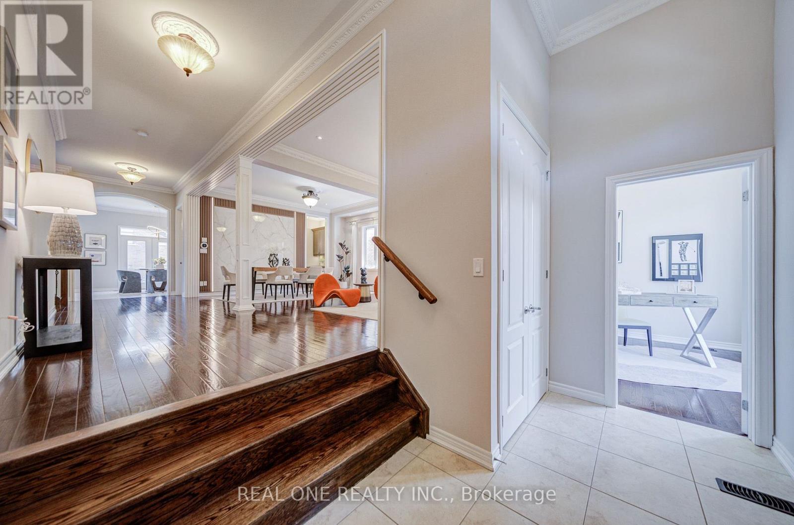 66 Wozniak Crescent, Markham, ON - Indoor Photo Showing Other Room