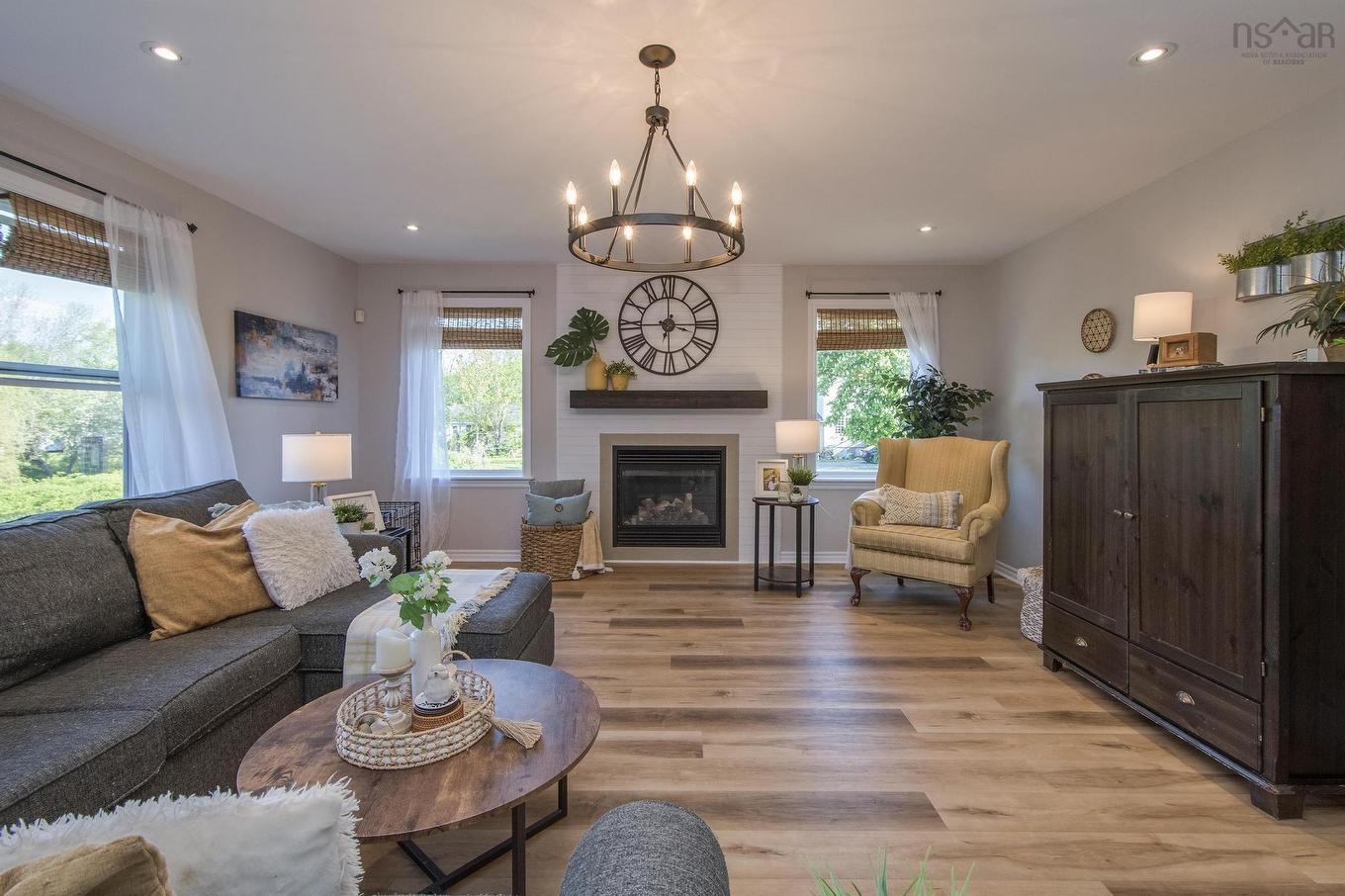931 King Street, Windsor, NS - Indoor Photo Showing Living Room With Fireplace
