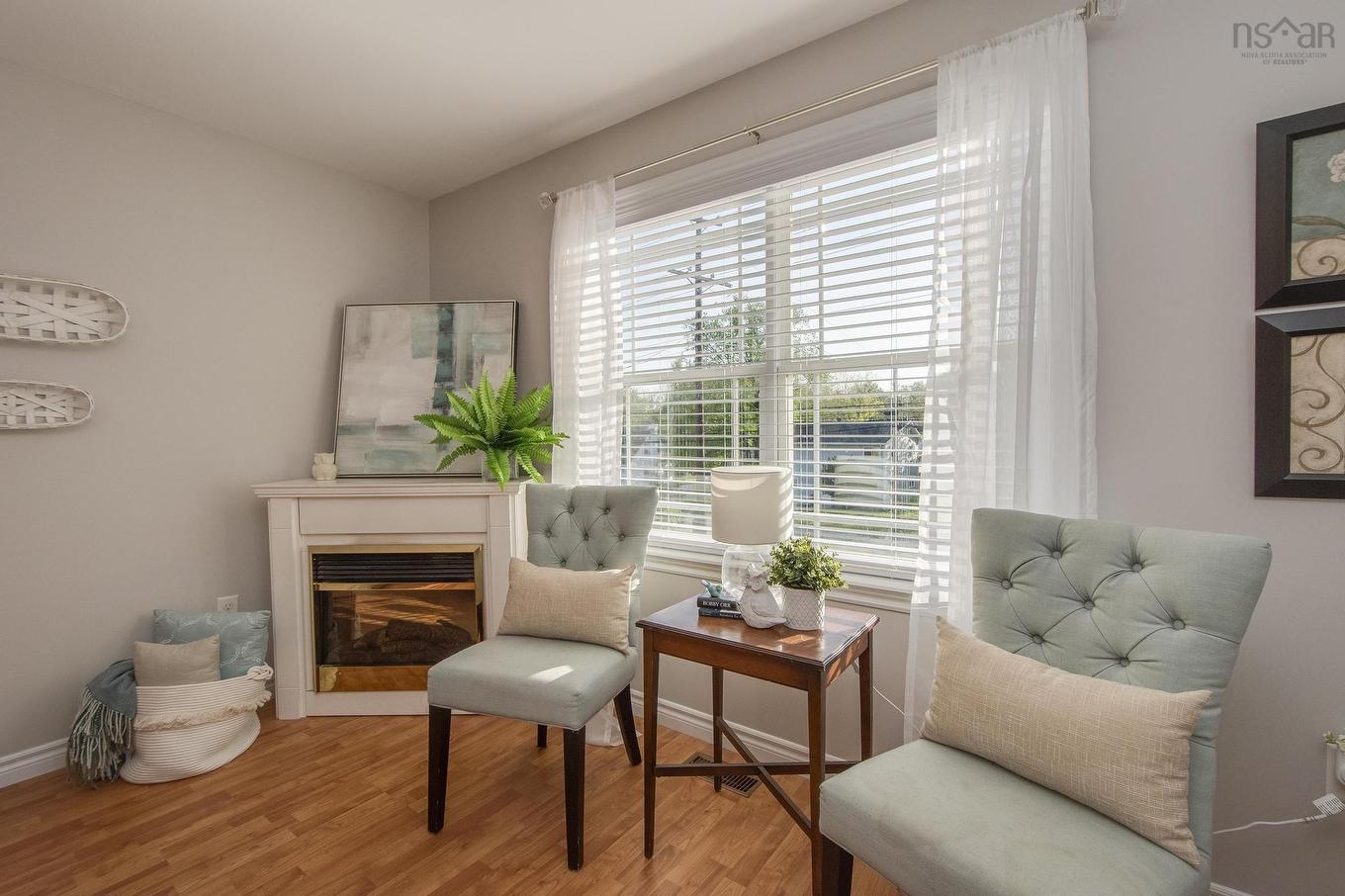 931 King Street, Windsor, NS - Indoor Photo Showing Living Room With Fireplace
