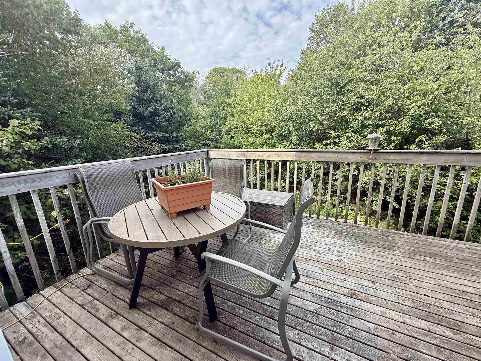 707 Pleasant Street, Dartmouth, NS - Outdoor With Deck Patio Veranda