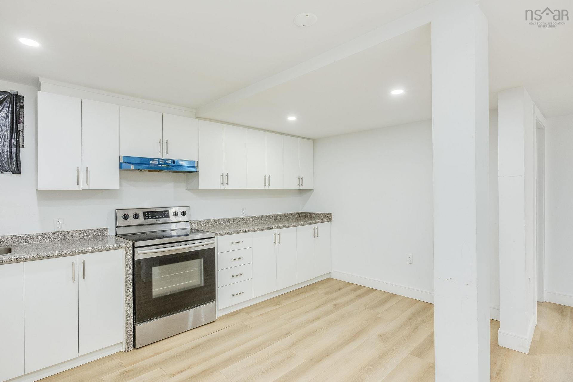 1119 Neily Crescent, Kingston, NS - Indoor Photo Showing Kitchen