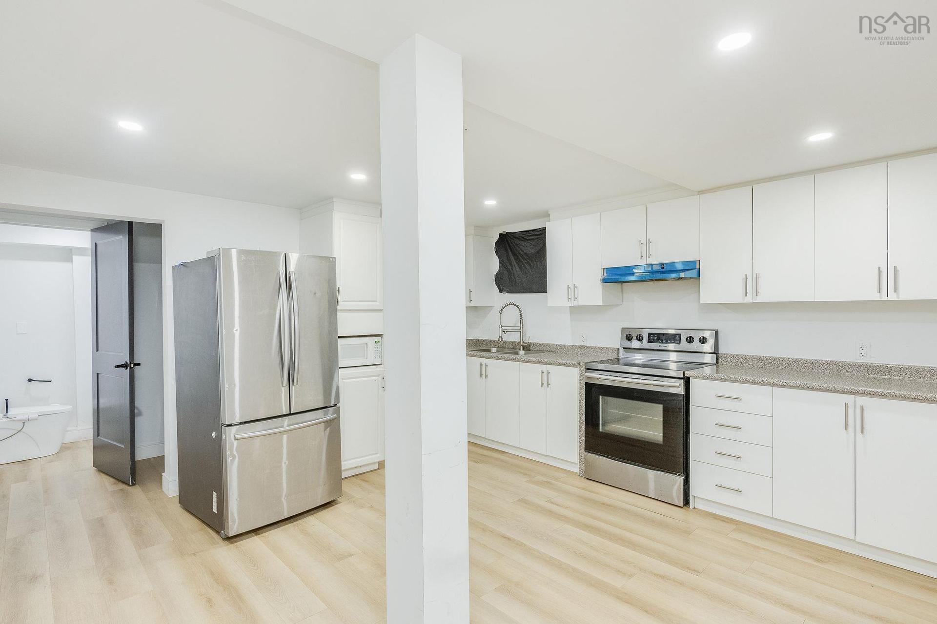 1119 Neily Crescent, Kingston, NS - Indoor Photo Showing Kitchen