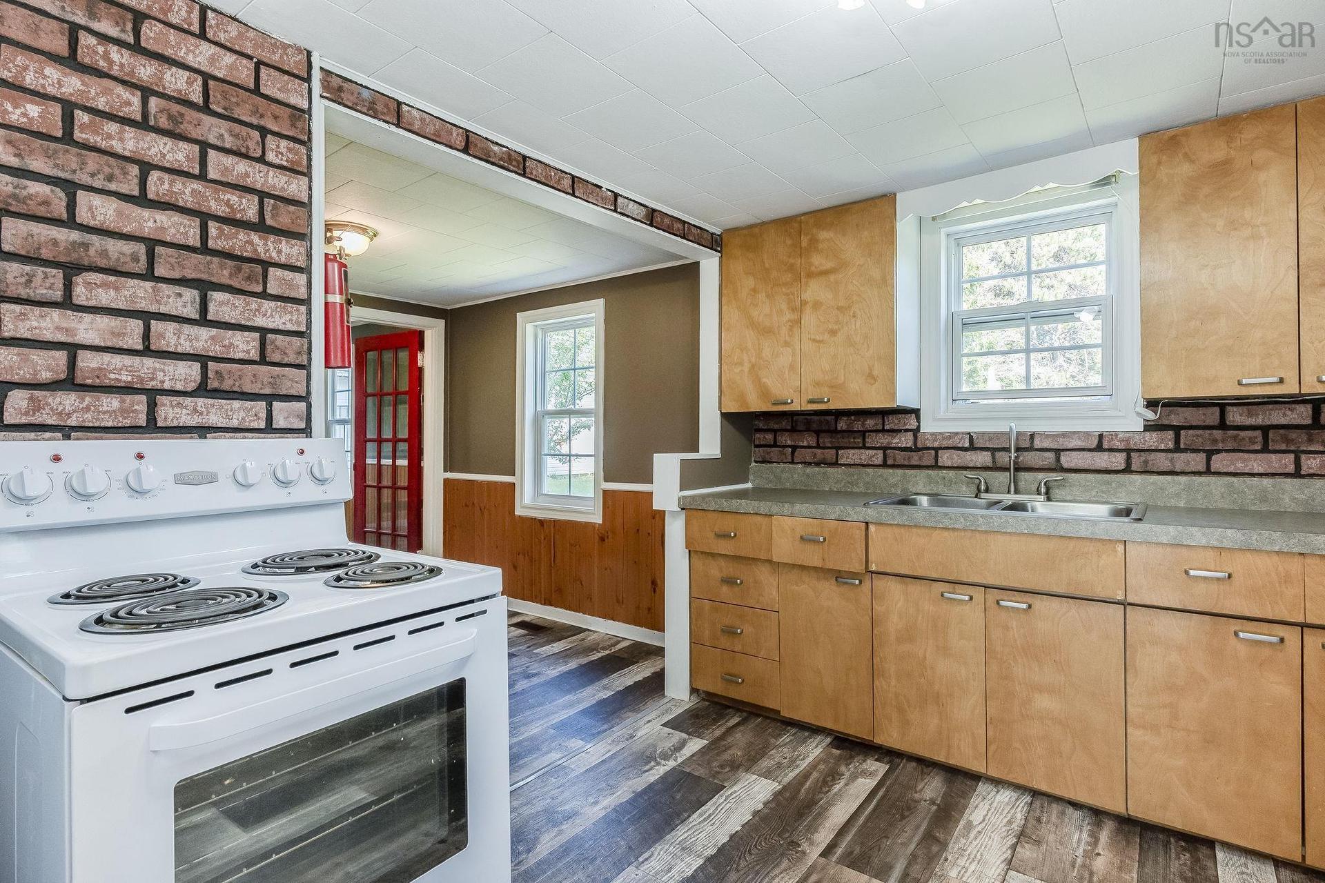 8801 201 Highway, Nictaux, NS - Indoor Photo Showing Kitchen With Double Sink