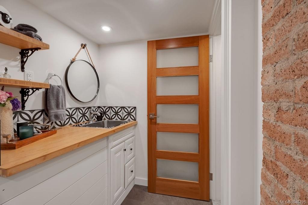 417 White St, Ladysmith, BC