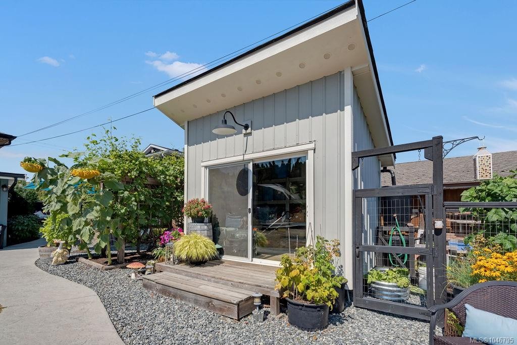 417 White St, Ladysmith, BC