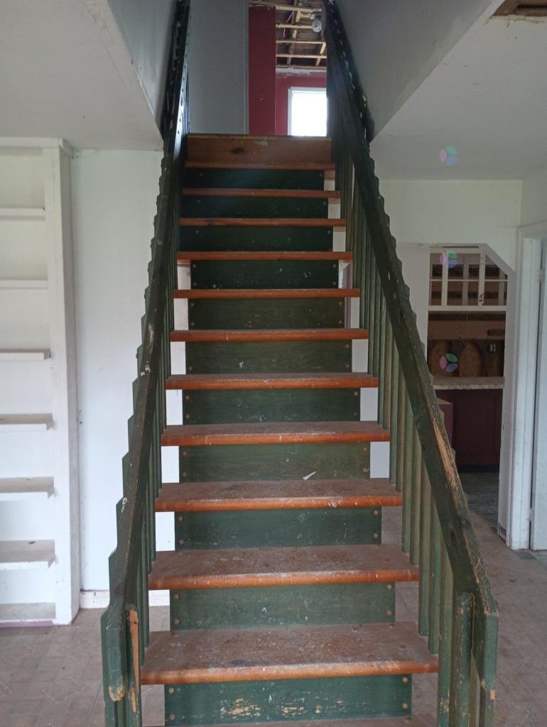 Escalier - 611 Ch. St-Edmond, Saint-Barthélemy, QC - Indoor Photo Showing Other Room