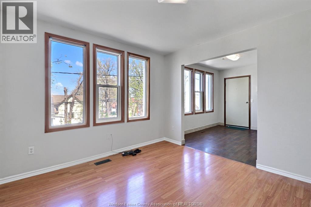 401 Parent Unit# 2, Windsor, ON - Indoor Photo Showing Other Room