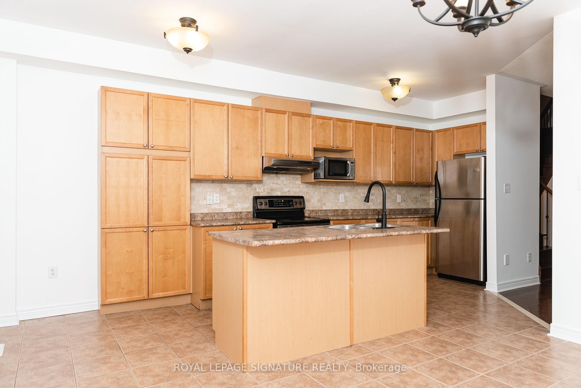 3250 Sunlight Street, Mississauga, ON