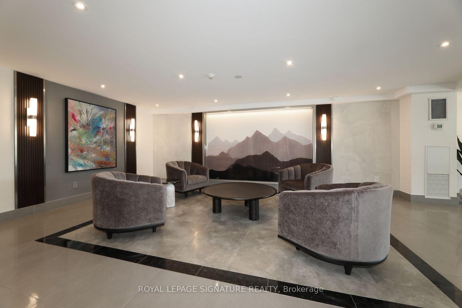 1402-3303 Don Mills Road, Toronto, ON - Indoor