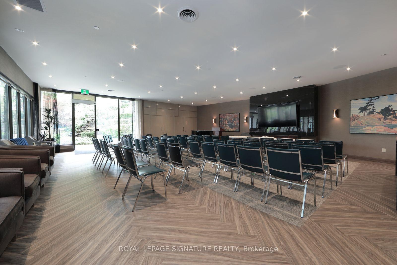 1402-3303 Don Mills Road, Toronto, ON - Indoor