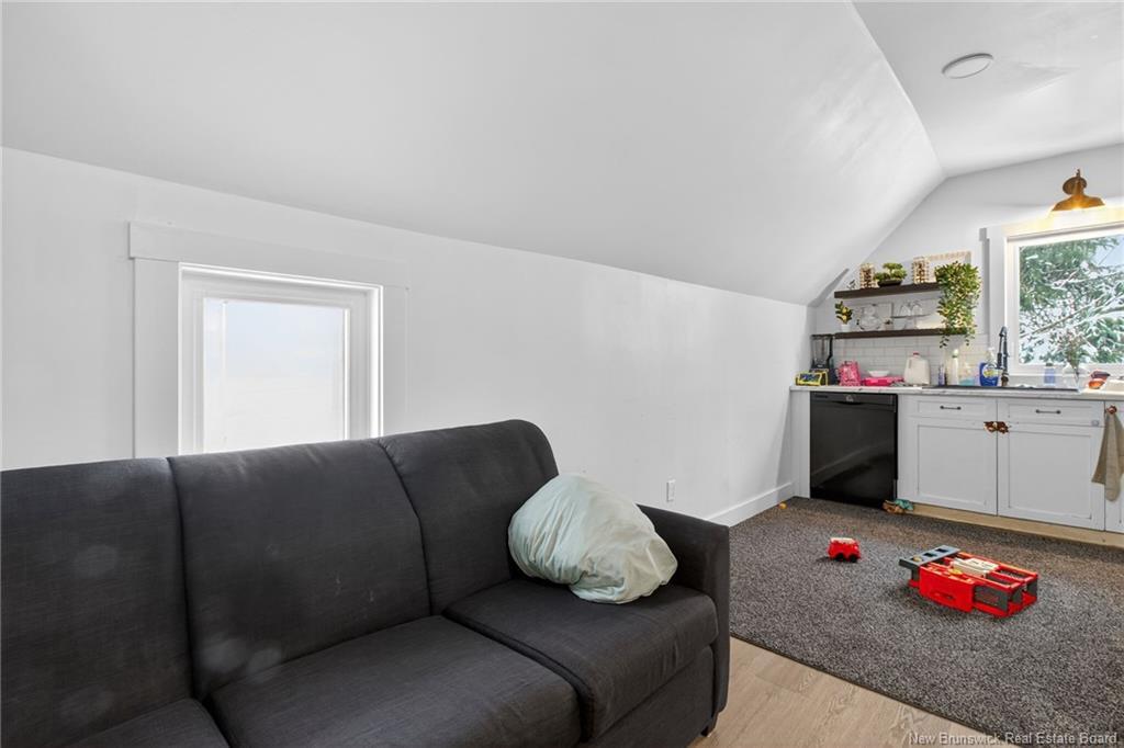 319 Lutz St, Moncton, NB - Indoor Photo Showing Other Room