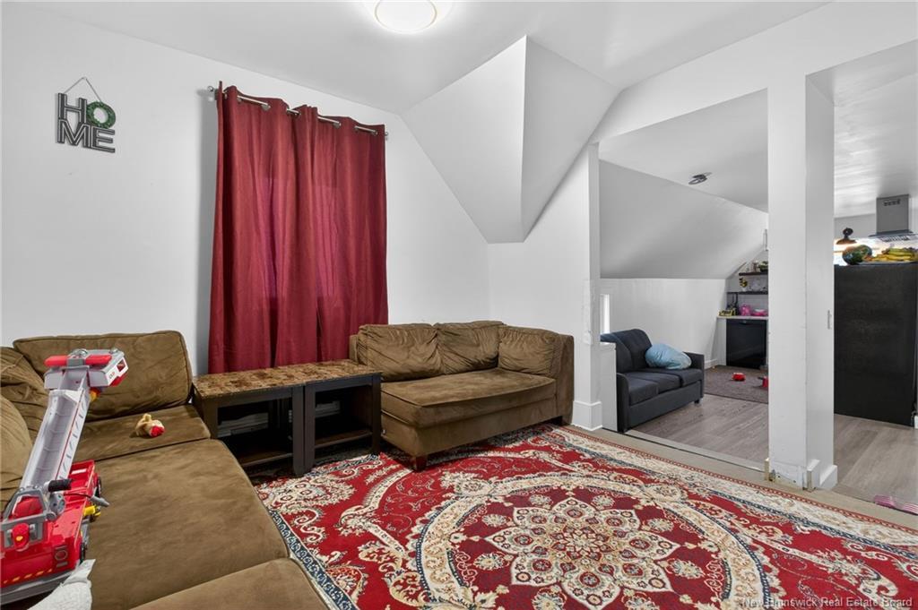 319 Lutz St, Moncton, NB - Indoor