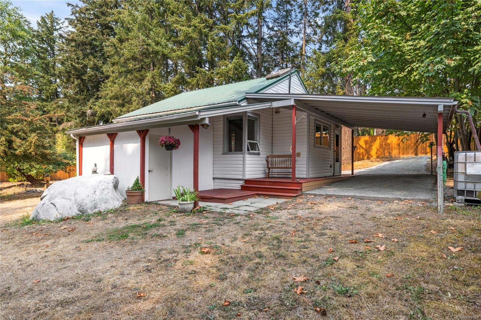 1987 Cedar Rd, Nanaimo, BC