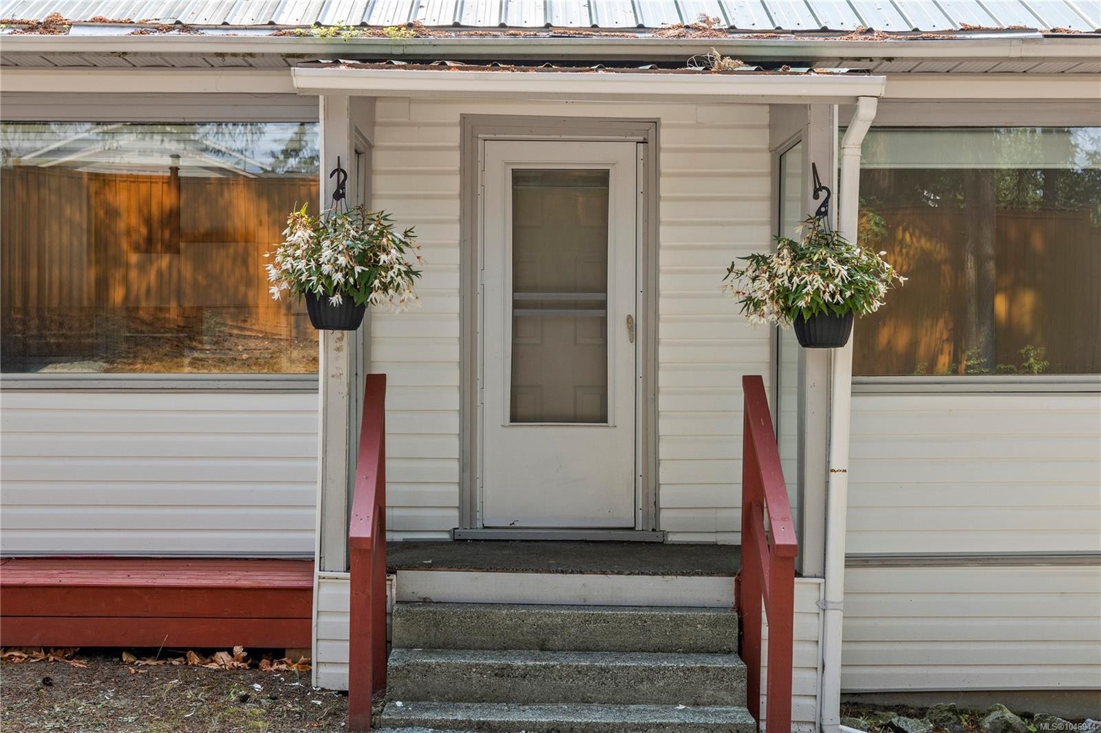 1987 Cedar Rd, Nanaimo, BC