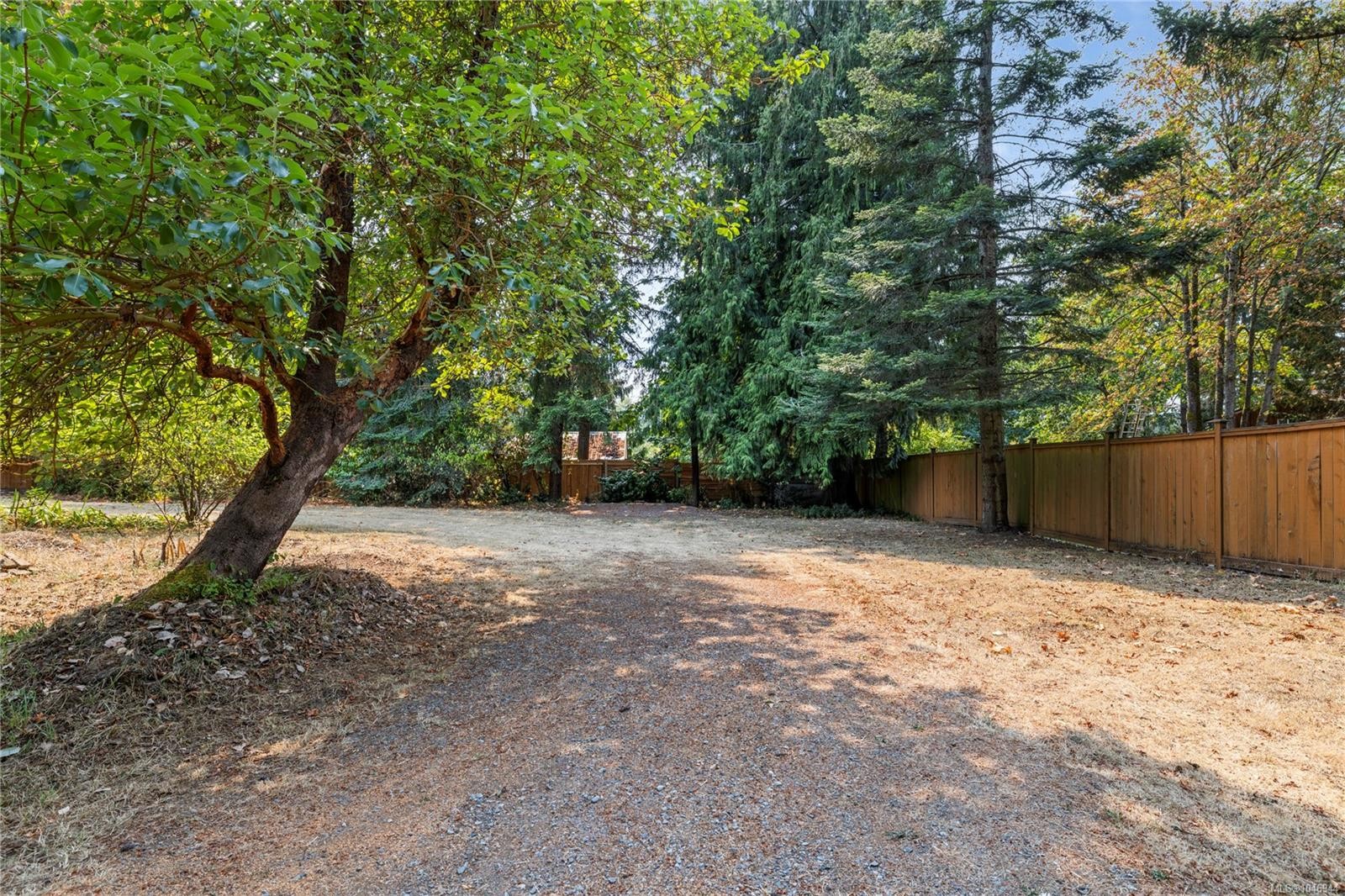 1987 Cedar Rd, Nanaimo, BC