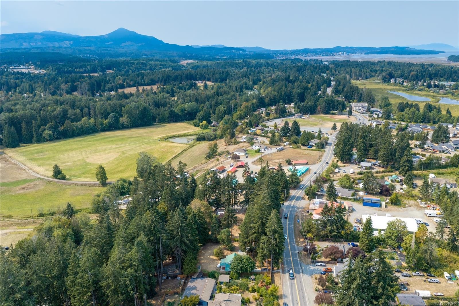 1987 Cedar Rd, Nanaimo, BC
