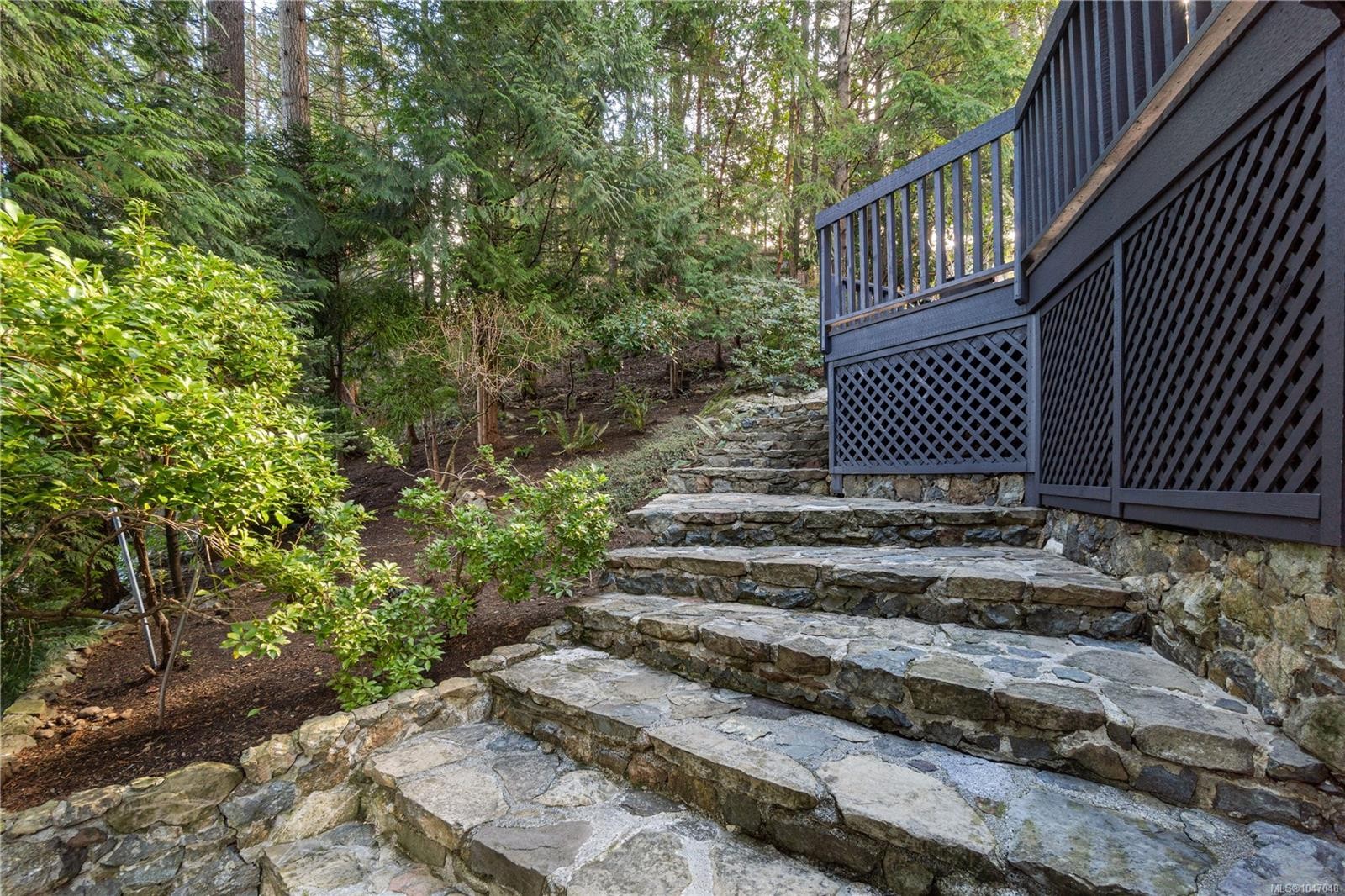 531 Summit Dr, Nanaimo, BC