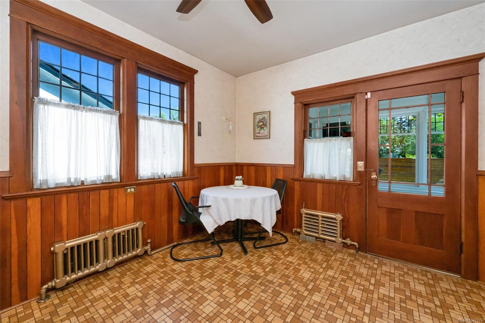 3107 Quadra St, Victoria, BC