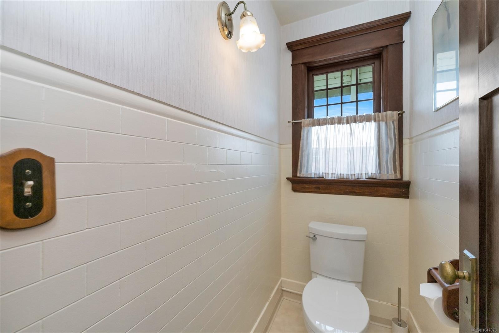 3107 Quadra St, Victoria, BC