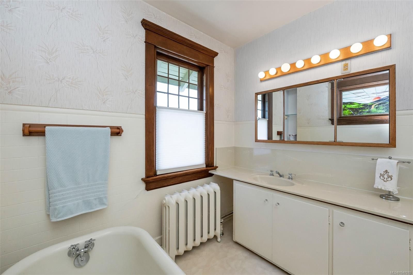 3107 Quadra St, Victoria, BC