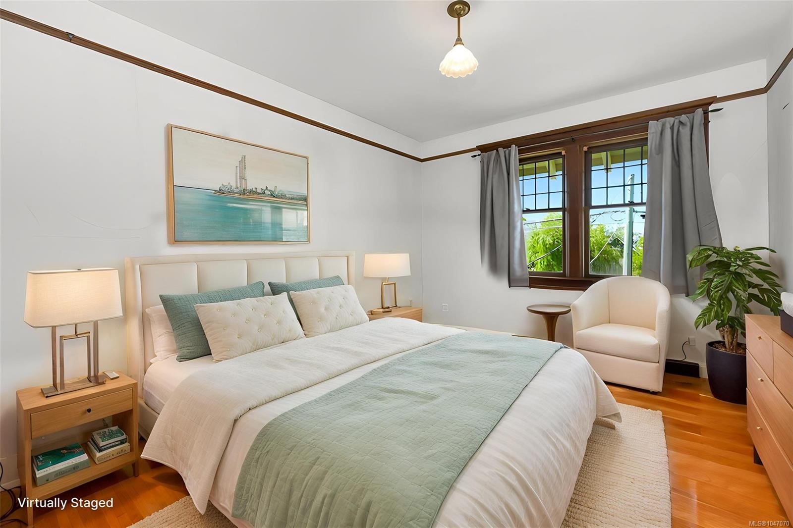 3107 Quadra St, Victoria, BC