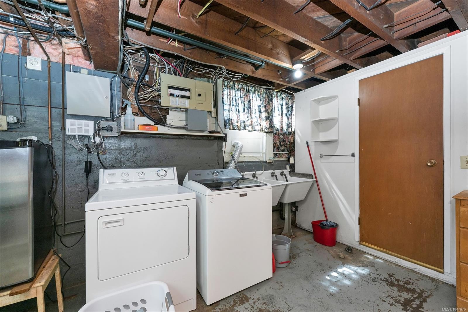 3107 Quadra St, Victoria, BC