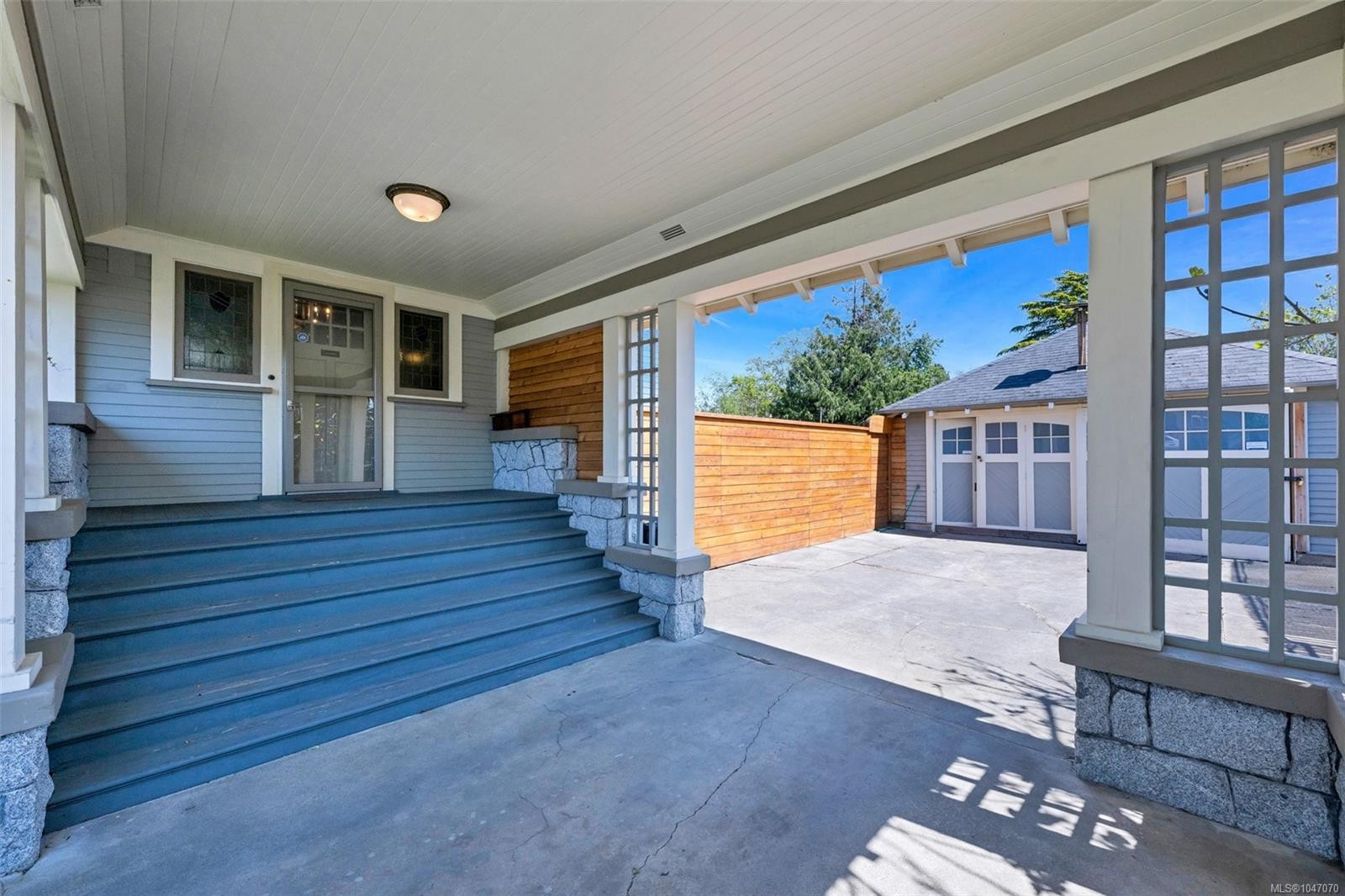 3107 Quadra St, Victoria, BC