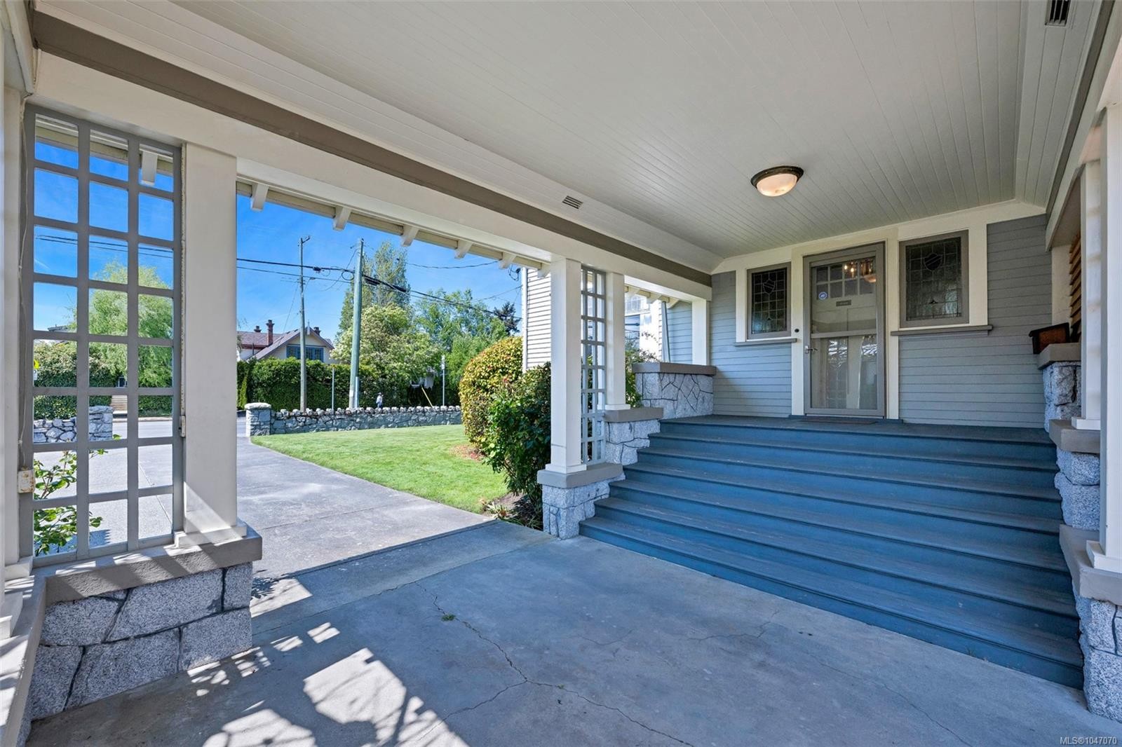 3107 Quadra St, Victoria, BC
