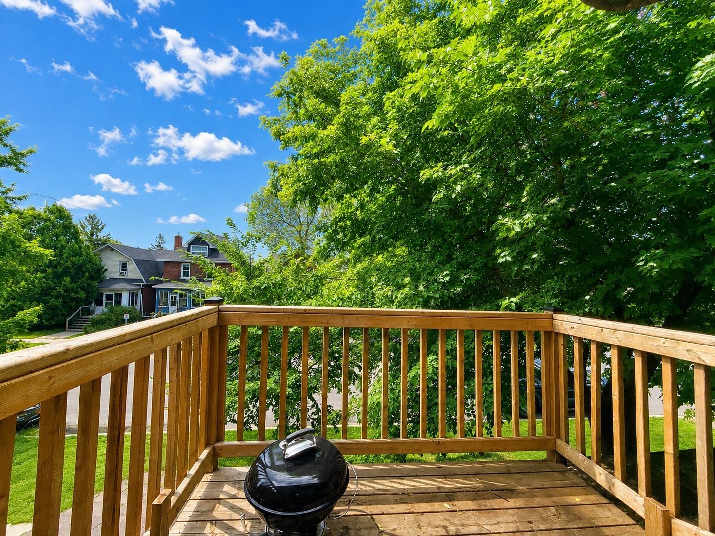 345 Syndicate Avenue N, Thunder Bay, ON