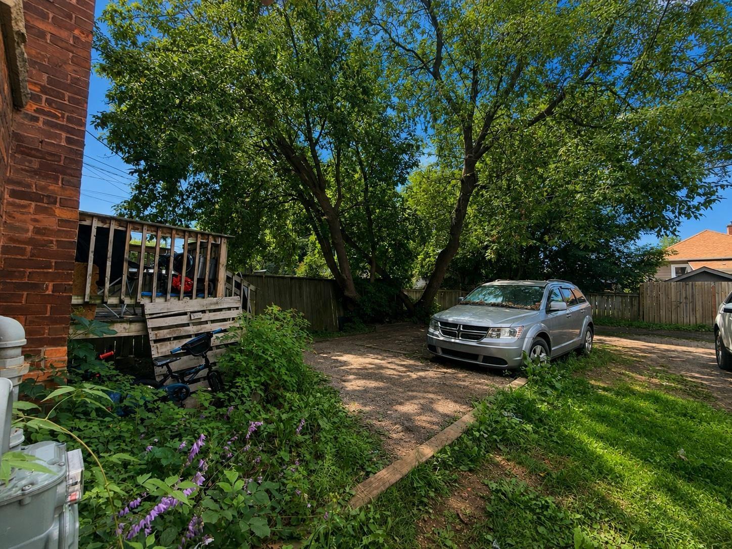 345 Syndicate Avenue N, Thunder Bay, ON