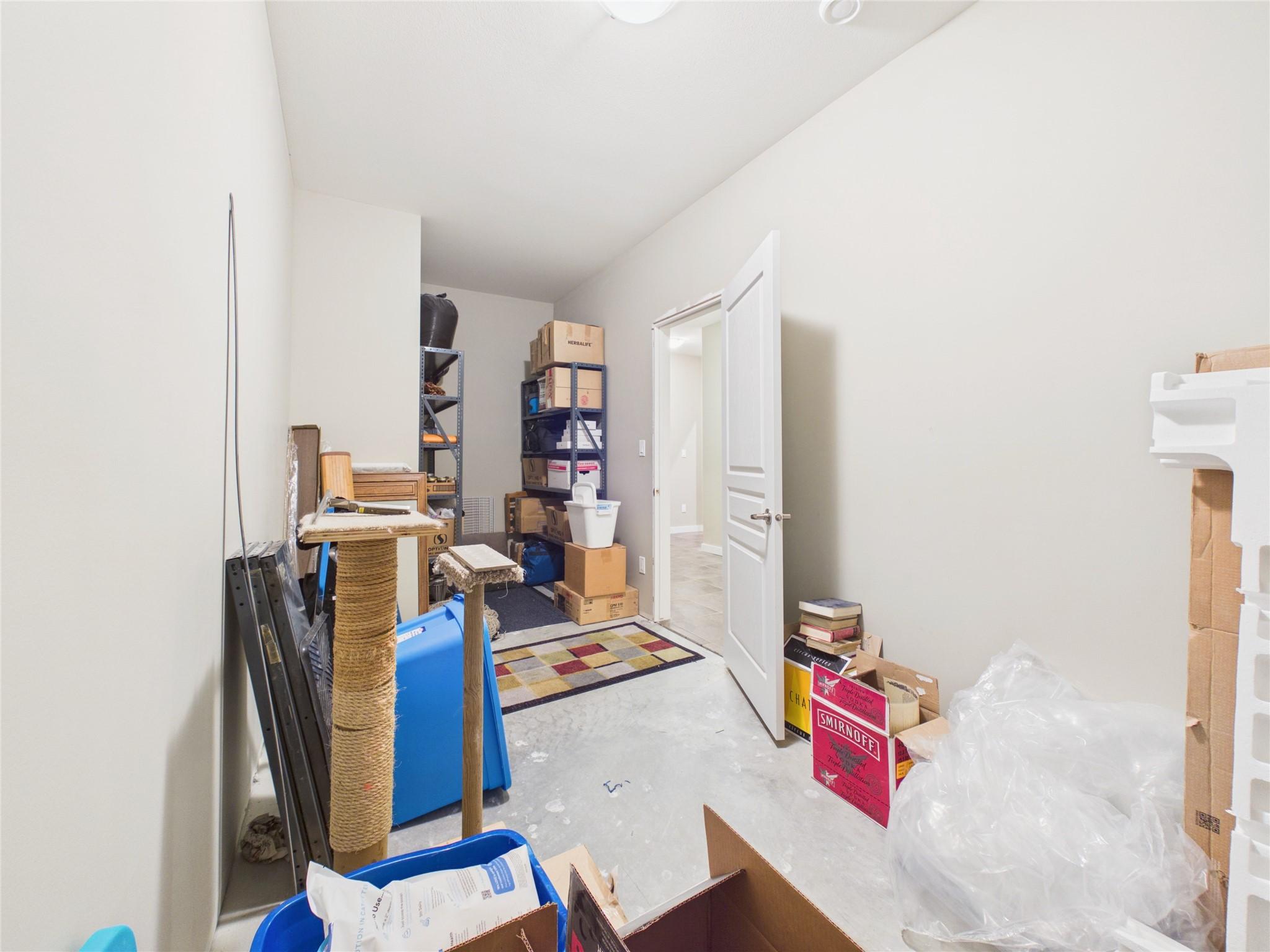240 Boulder Creek, Cranbrook, BC - Indoor Photo Showing Other Room