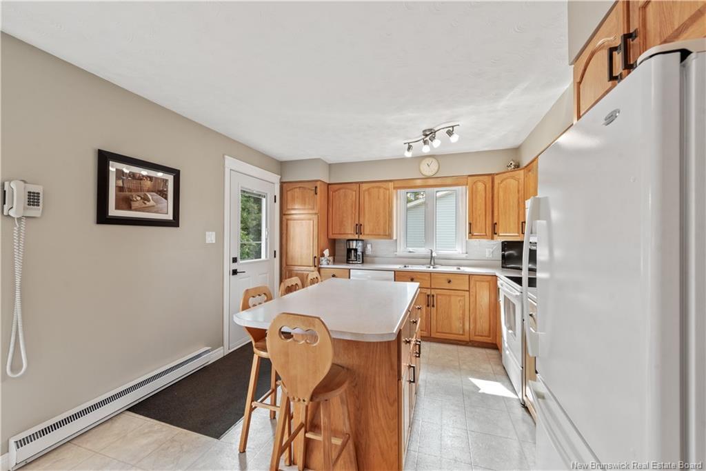 92 Alphonse St, Shediac, NB