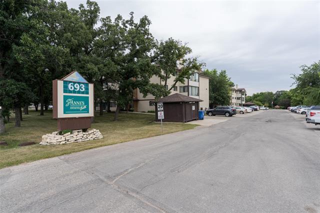 105-693 A St Anne'S Rd, Winnipeg, MB - Outdoor